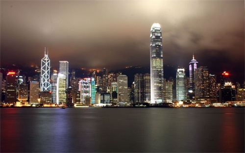 挖掘机小臂油缸卡顿,挖掘机故障排除方法:更换或修理主泵
